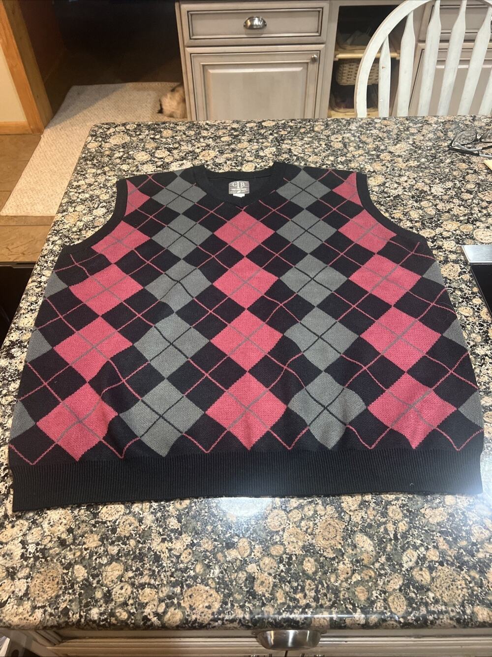 Gold Label Brand Men’s Argyle Sweater Vest Size 4 XL